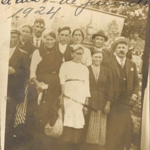 Retrato de grupo realizado en Santa María de Salceda (1924)